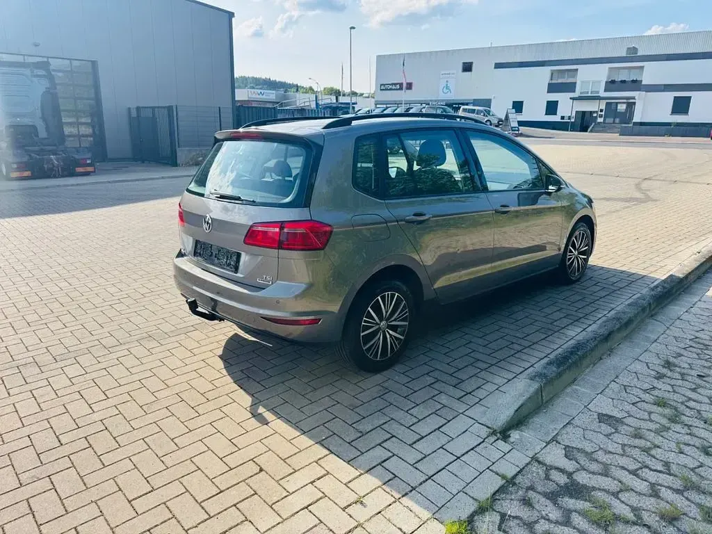 Gebraucht VW Golf Sportsvan Comfortline 110 PS (80 kW) 2014 Grau Van / Kleinbus