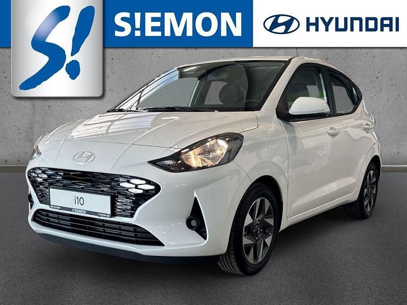 Weiss Neu 2025 Hyundai i10 Trend Kleinwagen | 16.930 € (Fairer Preis) - Bild 1/4