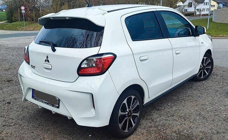 Gebraucht Mitsubishi Space Star Select+ 71 PS (52 kW) 2022 Weiß Kleinwagen