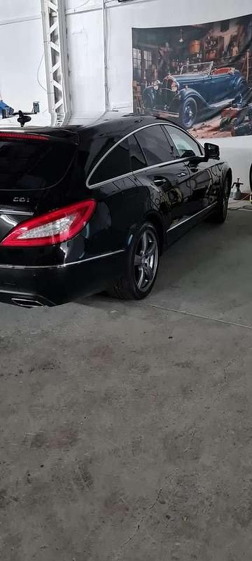 Gebraucht Mercedes CLS350 Shooting Brake 265 PS (194 kW) 2014 Schwarz Kombi