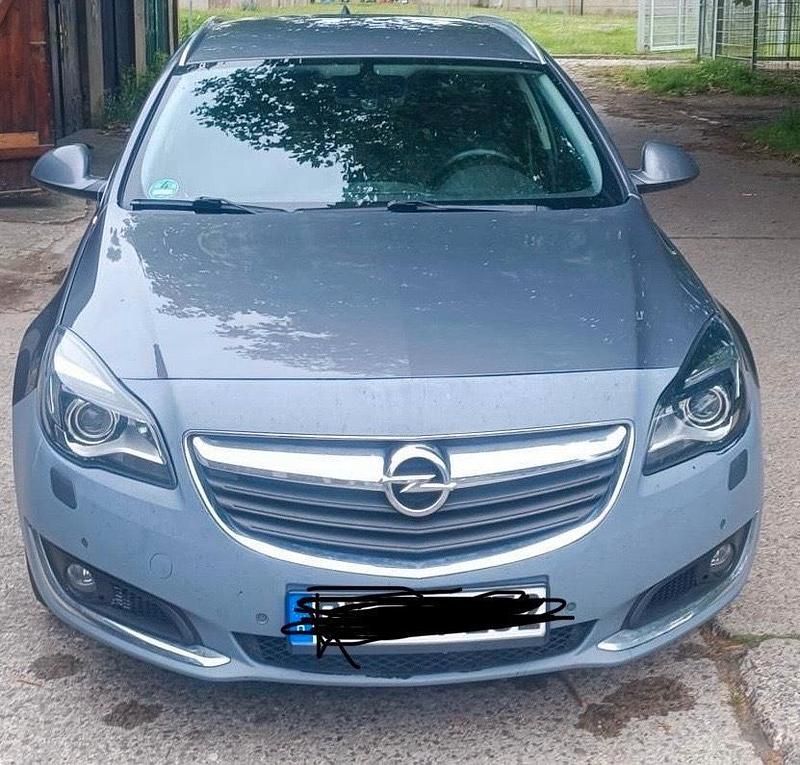 Grau Gebraucht 2015 Opel Insignia Kombi | 4.500 € (Superpreis) - Bild 1/4
