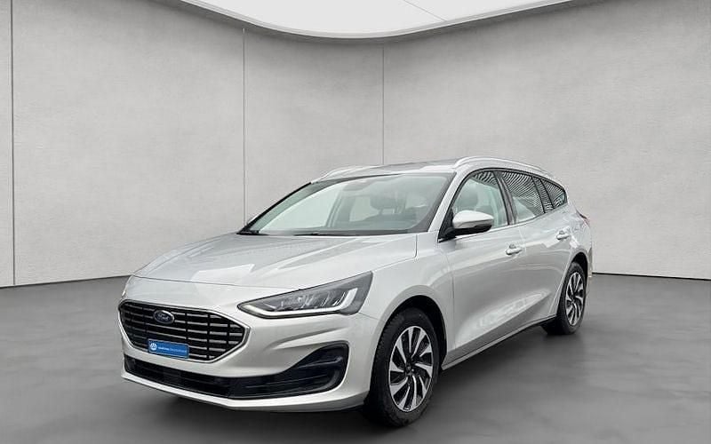 Silber Gebraucht 2023 Ford Focus Titanium Kombi | 19.800 € (Guter Preis) - Bild 1/4