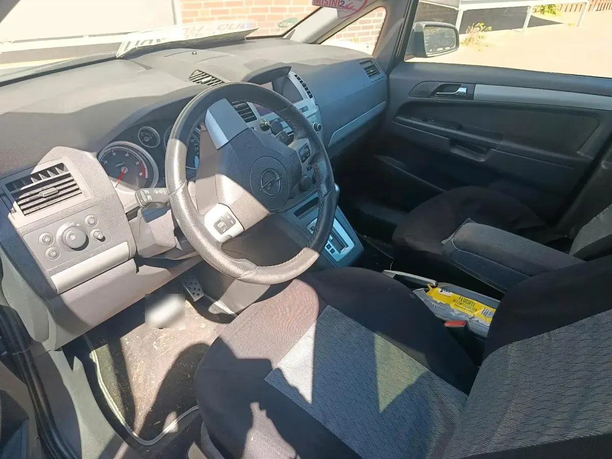Gebraucht Opel Zafira 120 PS (88 kW) 2008 Blau Van / Kleinbus