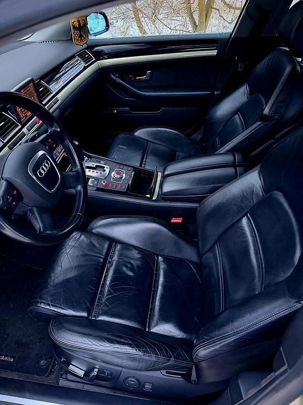 Gebraucht Audi A8 Ambiente 450 PS (330 kW) 2004 Gold Limousine