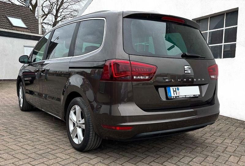 Gebraucht Seat Alhambra Crono Plus 150 PS (110 kW) 2015 Braun Van / Kleinbus
