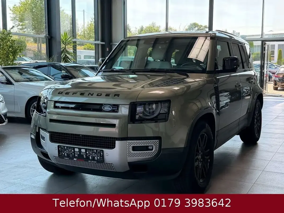 Gebraucht Land Rover Defender SE 200 PS (147 kW) 2022 Pangea green SUV