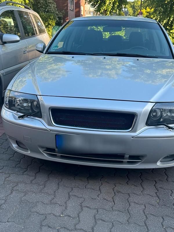 Silber Gebraucht 2005 Volvo S80 Limousine | 2.800 € - Bild 1/4