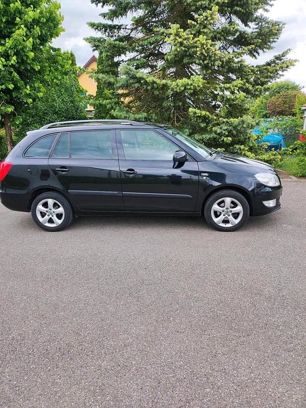 Gebraucht Skoda Fabia 90 PS (66 kW) 2012 Schwarz Kombi