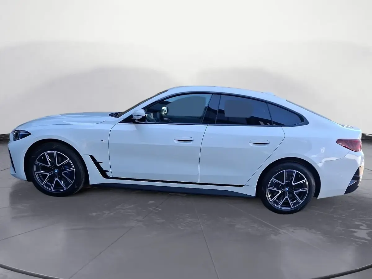 Begagnad BMW i4 M Sport 250 kW (340 HK) 2025 Sedan