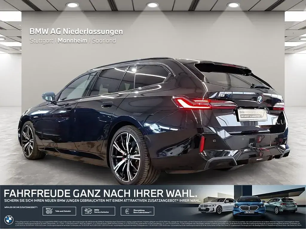 Gebraucht BMW i5 M Sport 250 kW (340 PS) 2025 Schwarz Kombi