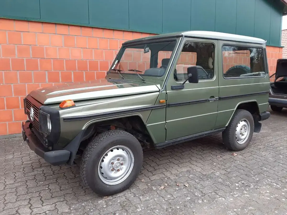 Gebraucht Mercedes G280 156 PS (114 kW) 1985 Zypressengrünmetallic SUV