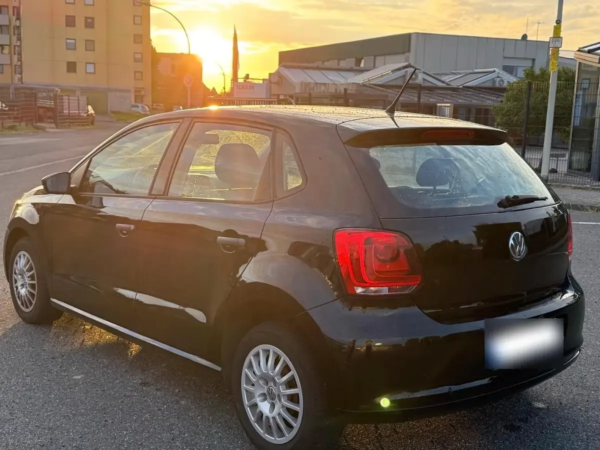 Gebraucht VW Polo Trendline 60 PS (44 kW) 2011 Schwarz Kleinwagen