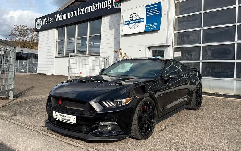 Gebraucht Ford Mustang GT Fastback 481 PS (353 kW) 2016 Schwarz