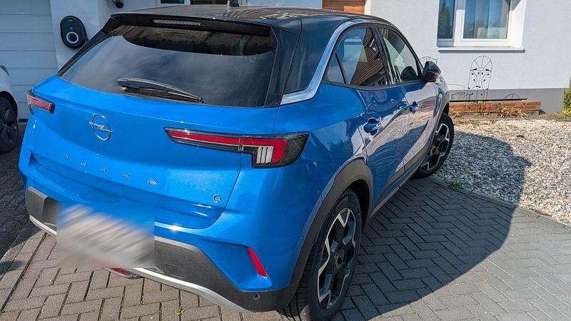 Gebraucht Opel Mokka-e Ultimate 100 kW (136 PS) 2022 Blau SUV
