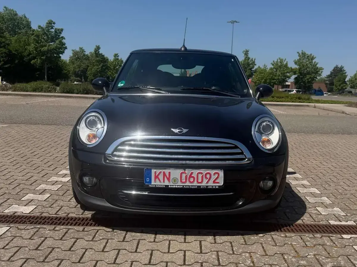 Gebraucht Mini Cooper Cabriolet 122 PS (89 kW) 2012 Schwarz Cabrio