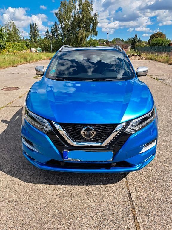 Blau Gebraucht 2019 Nissan Qashqai Tekna+ SUV | 19.900 € (Fairer Preis) - Bild 1/4