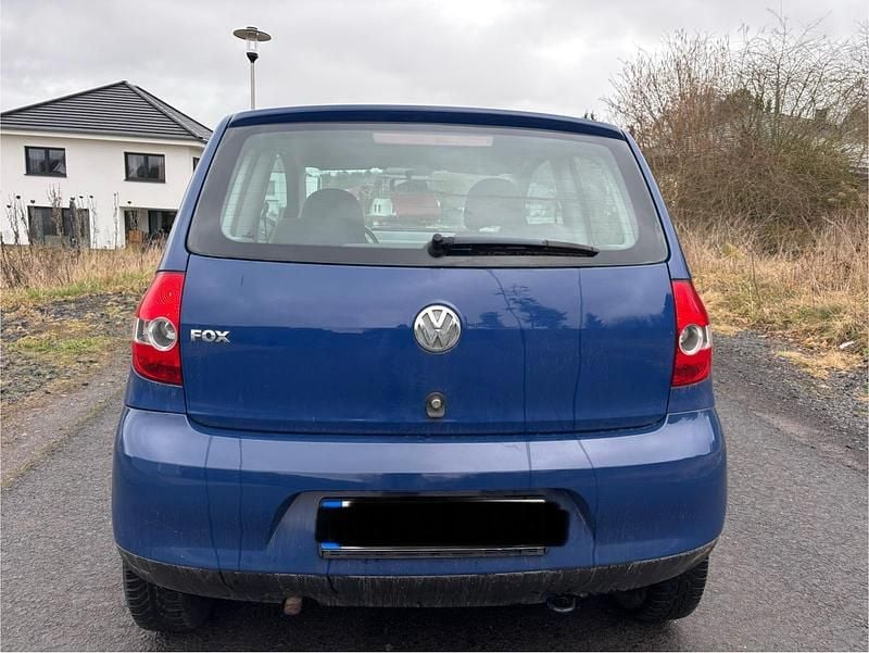 Gebraucht VW Fox 55 PS (40 kW) 2006 Blau Kleinwagen