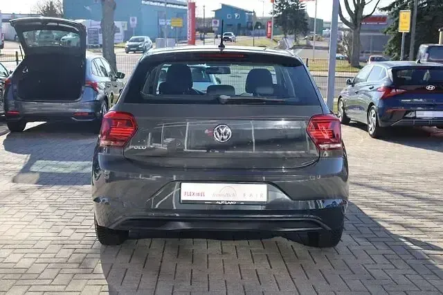 Second-hand VW Polo 65 CP (47 kW) 2019 Gri Hatchback