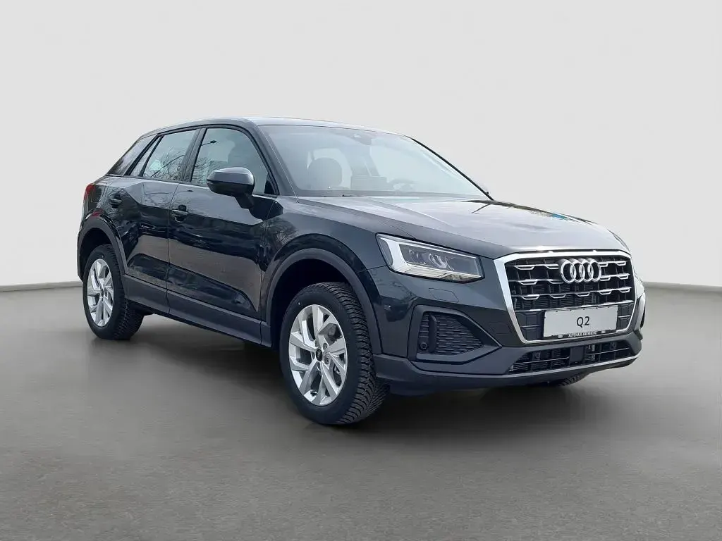 Neu Audi Q2 Sport 150 PS (110 kW) 2026 Grau SUV