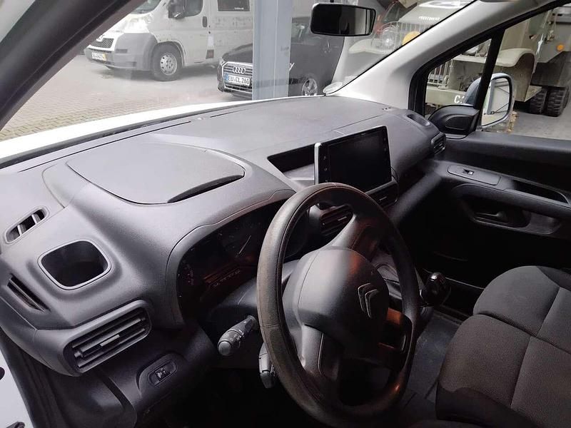 Gebraucht Citroën Berlingo 99 PS (72 kW) 2019 Weiß Van / Kleinbus