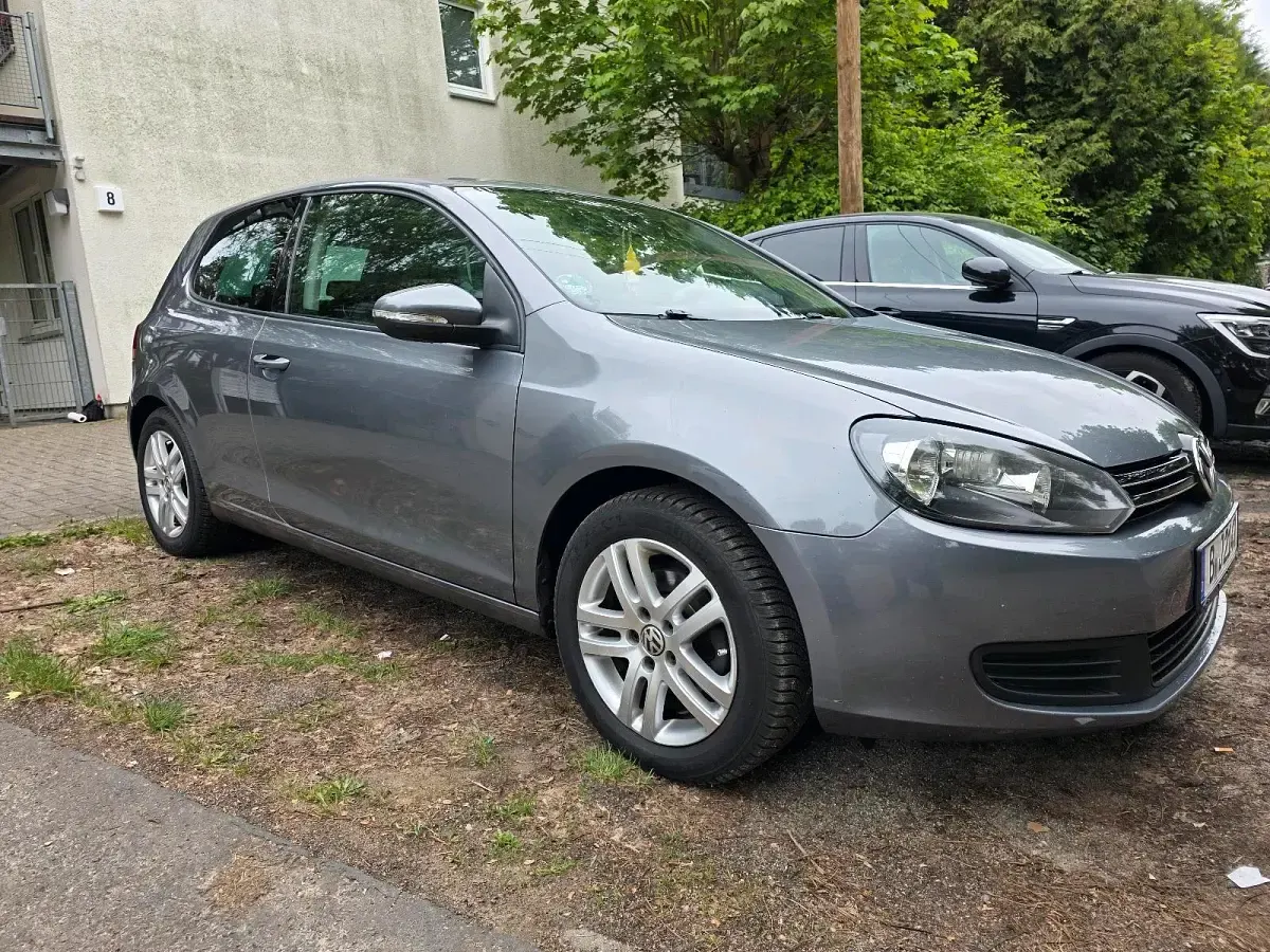 Gebraucht VW Golf VI 80 PS (58 kW) 2009 Grau Kleinwagen