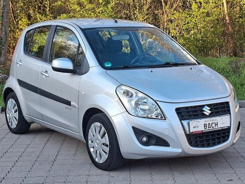 Gebraucht Suzuki Splash Active+ 94 PS (69 kW) 2013 Silber Kleinwagen
