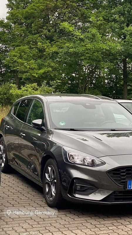 Gebraucht Ford Focus ST-Line 125 PS (91 kW) 2020 Grau Kleinwagen