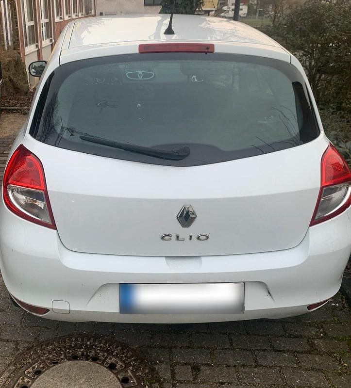 Gebraucht Renault Clio IV 55 PS (40 kW) 2012 Weiß Kleinwagen