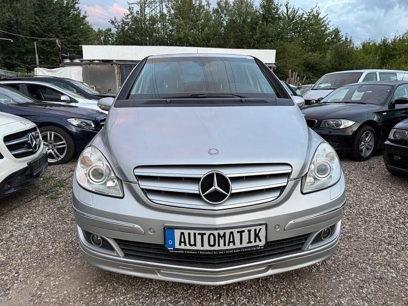 Silber Gebraucht 2006 Mercedes B200 Van / Kleinbus | 5.999 € (Fairer Preis) - Bild 1/4