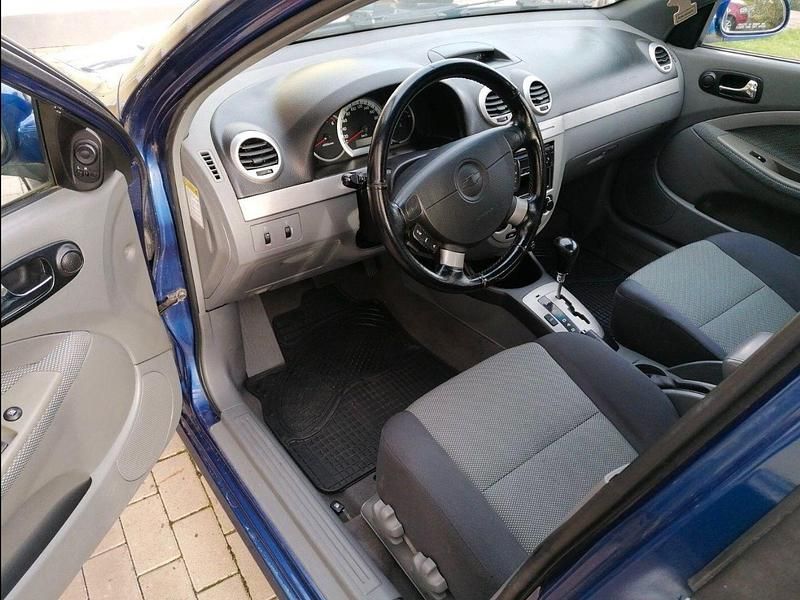 Gebraucht Chevrolet Nubira CDX 121 PS (88 kW) 2008 Blau Kombi