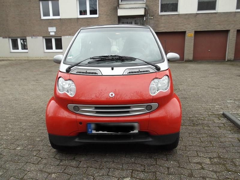 Rot Gebraucht 2006 Smart ForTwo Coupé Passion Coupé | 1.399 € (Guter Preis) - Bild 1/4