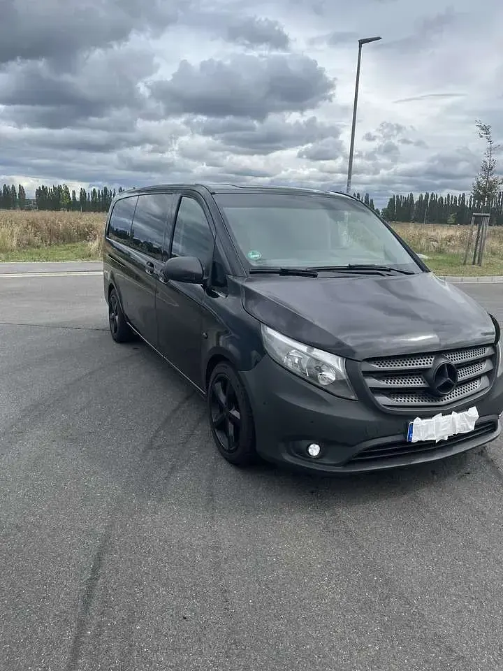 Gebraucht Mercedes Vito 163 PS (119 kW) 2015 Schwarz Van