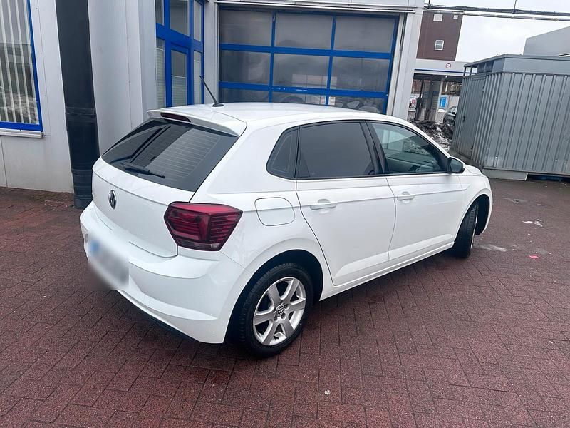Gebraucht VW Polo 80 PS (58 kW) 2020 Weiß Kleinwagen