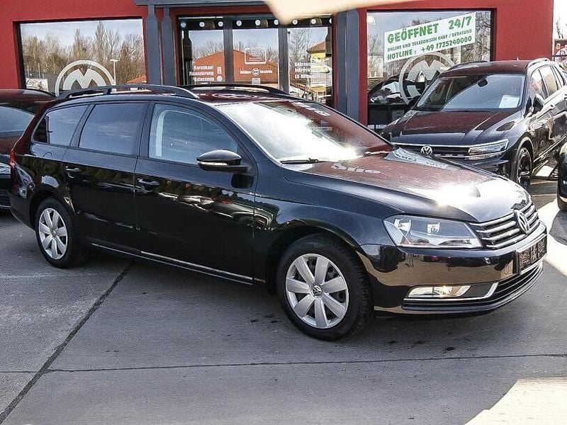 Gebraucht VW Passat Trendline 122 PS (89 kW) 2014 Deepblack schwarz perleffect Kombi