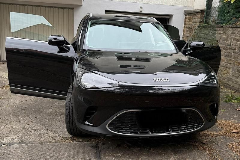 Schwarz Gebraucht 2023 Smart #1 Edition #1 SUV | 27.290 € (Fairer Preis) - Bild 1/4