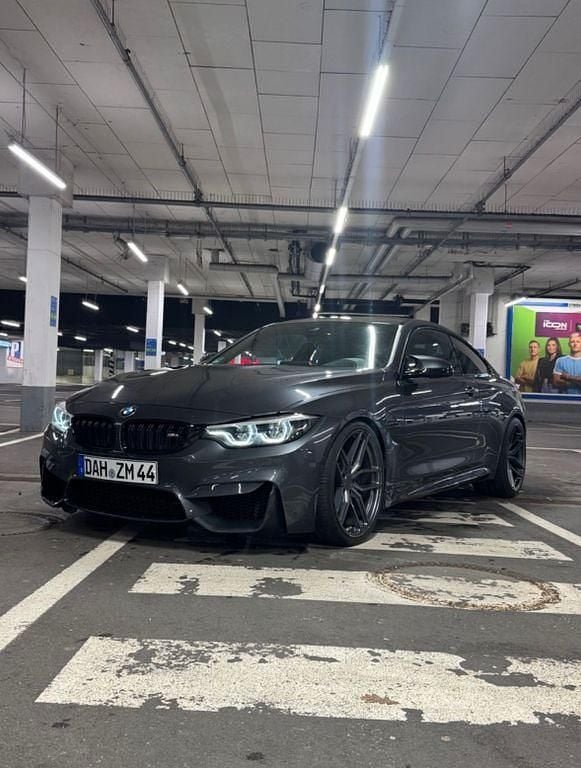 Grau Gebraucht 2018 BMW M4 Competition Edition Coupé | 48.000 € (Fairer Preis) - Bild 1/4