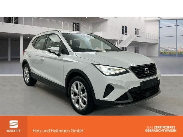 Weiß Gebraucht 2024 Seat Arona FR SUV | 19.690 € (Guter Preis) - Bild 1/4