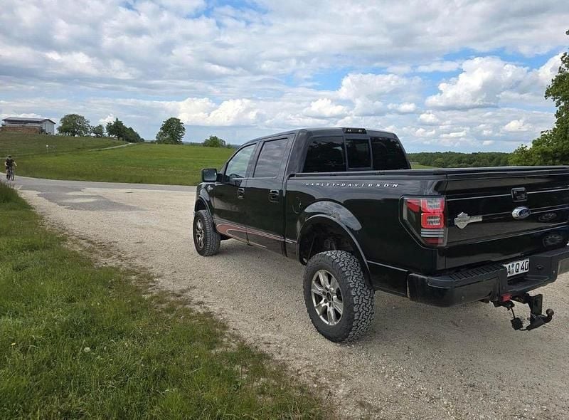 Gebraucht Ford F-150 305 PS (224 kW) 2010 Schwarz Abholung
