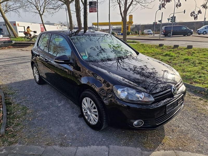Schwarz Gebraucht 2010 VW Golf VI Trendline Coupé | 5.999 € (Guter Preis) - Bild 1/4