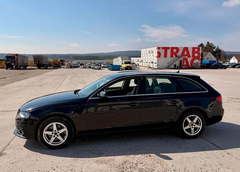 Gebraucht Audi A4 Ambiente 143 PS (105 kW) 2010 Schwarz Kombi