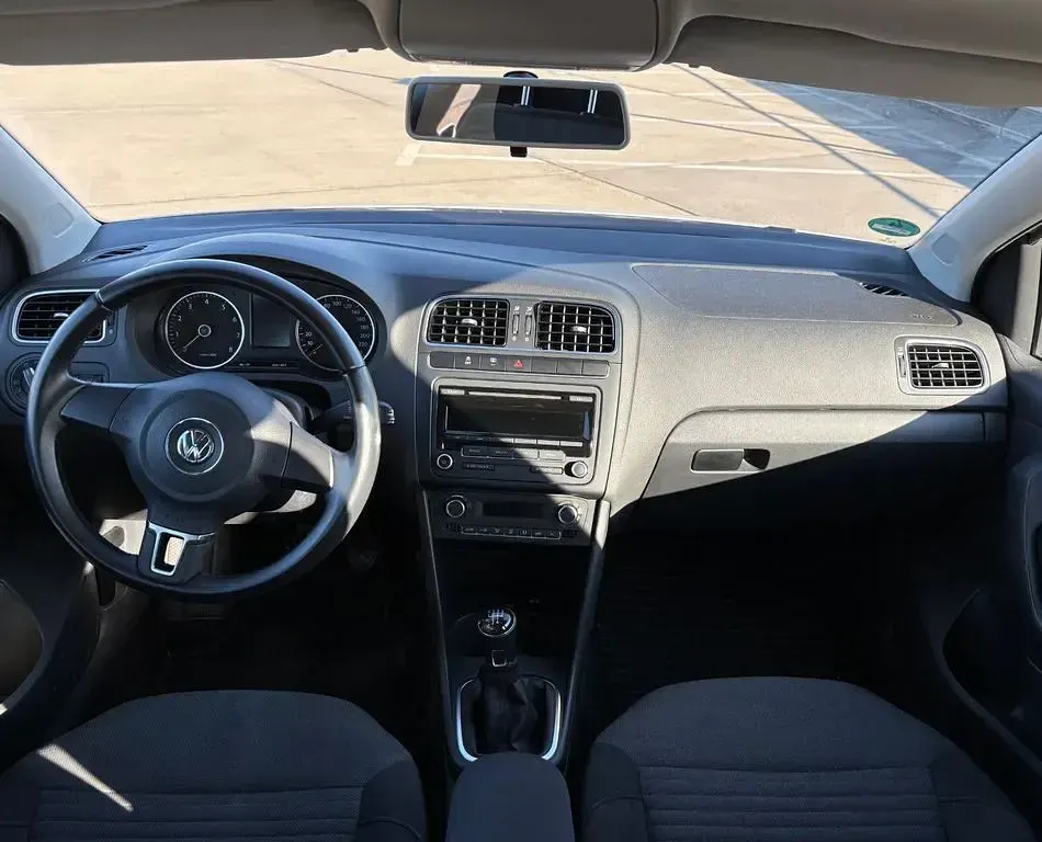 Gebraucht VW Polo 90 PS (66 kW) 2014 Weiß Limousine
