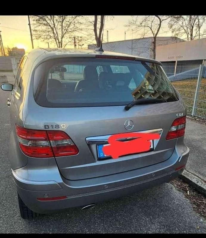 Gebraucht 2007 Mercedes B180 Van / Kleinbus | 4.200 € (Fairer Preis) - Bild 1/3