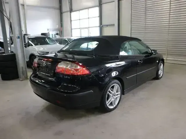 Occasion Saab 9-3 Vector 149 PK (109 kW) 2006 Zwart Cabriolet