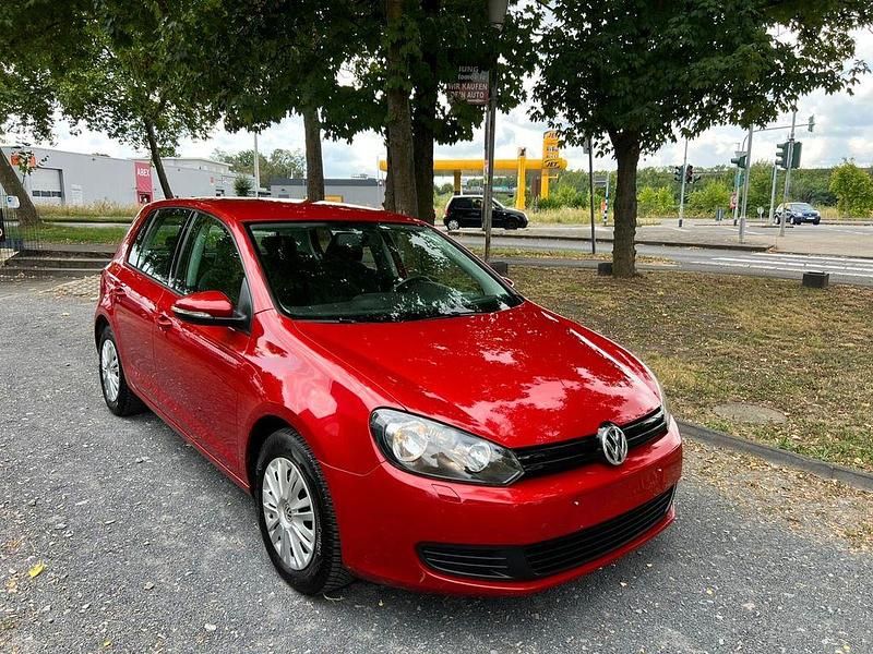 Rot Gebraucht 2010 VW Golf VI Limousine | 5.999 € (Fairer Preis) - Bild 1/4