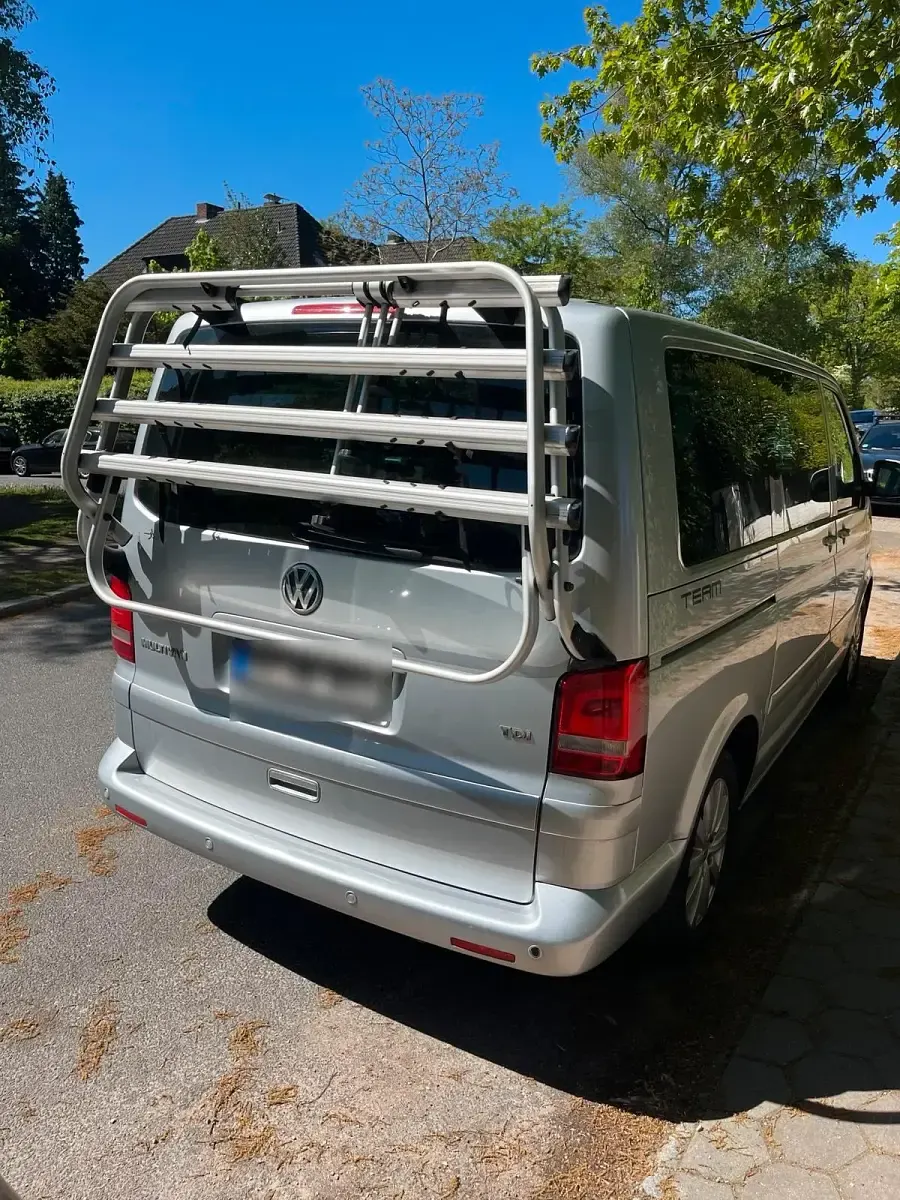 Gebraucht VW Multivan 179 PS (131 kW) 2011 Silber Van / Kleinbus