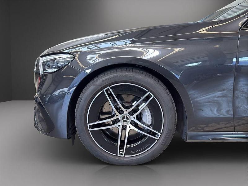 Gebraucht Mercedes E220 AMG 197 PS (144 kW) 2025 Grau Limousine