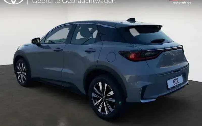Gebraucht Lexus LBX 136 PS (100 kW) 2026 Sonic white SUV