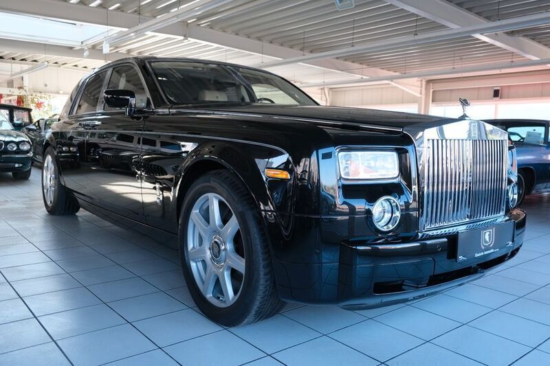 Schwarz Gebraucht 2005 Rolls Royce Phantom Limousine | 119.500 € (Teuer) - Bild 1/4