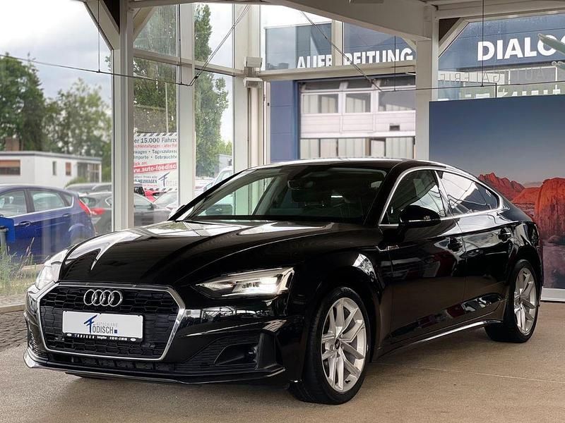 Schwarz Gebraucht 2021 Audi A5 Sportback Sport Kleinwagen | 28.640 € (Fairer Preis) - Bild 1/4
