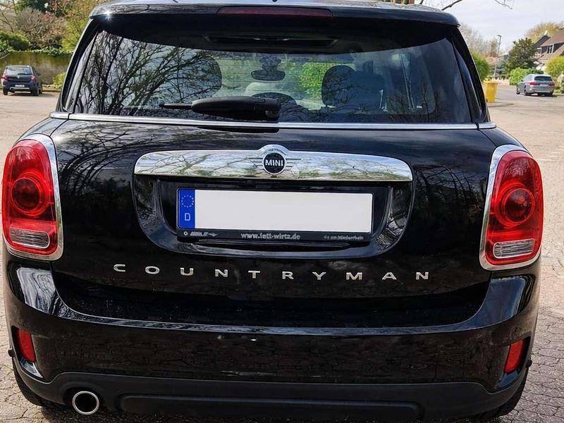 Gebraucht Mini One Countryman 102 PS (75 kW) 2019 Schwarz SUV